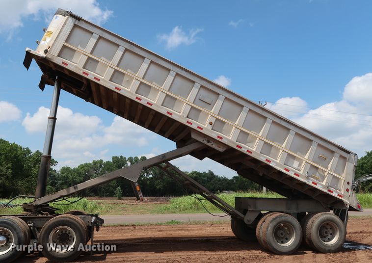 image for item DG4015 2002 Travis S/96 end dump trailer