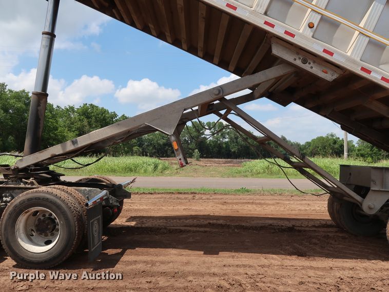 image for item DG4015 2002 Travis S/96 end dump trailer