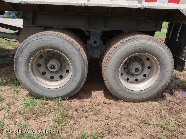 image for item DG4015 2002 Travis S/96 end dump trailer