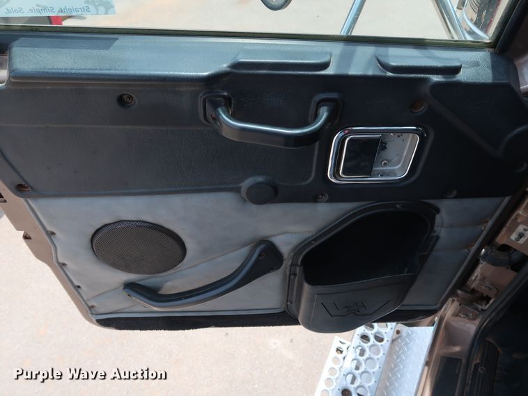 image for item DG4030 2012 Western Star 4900FA semi truck