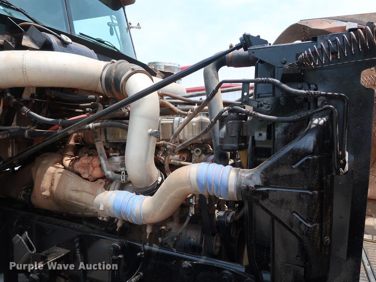 image for item DG4030 2012 Western Star 4900FA semi truck