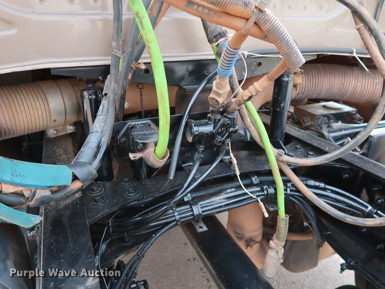 image for item DG4030 2012 Western Star 4900FA semi truck