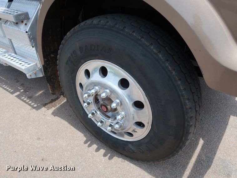 image for item DG4030 2012 Western Star 4900FA semi truck