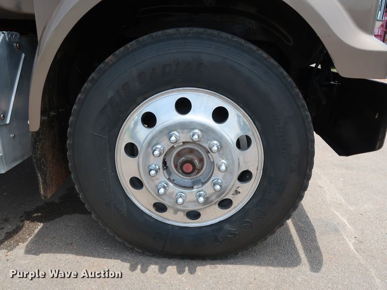 image for item DG4030 2012 Western Star 4900FA semi truck