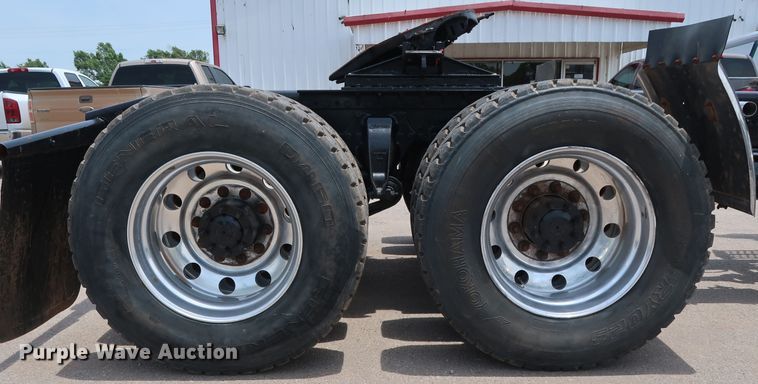 image for item DG4030 2012 Western Star 4900FA semi truck