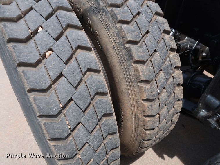 image for item DG4030 2012 Western Star 4900FA semi truck