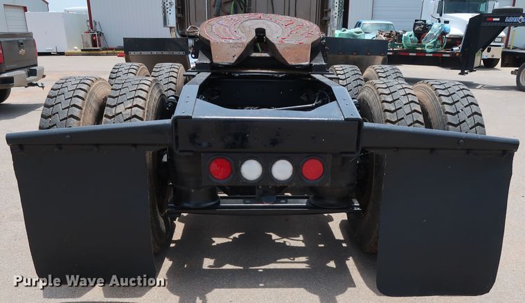 image for item DG4030 2012 Western Star 4900FA semi truck