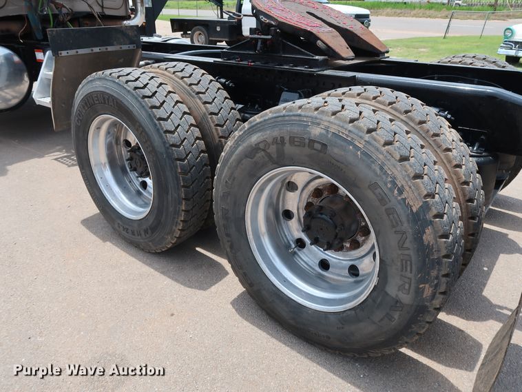 image for item DG4030 2012 Western Star 4900FA semi truck