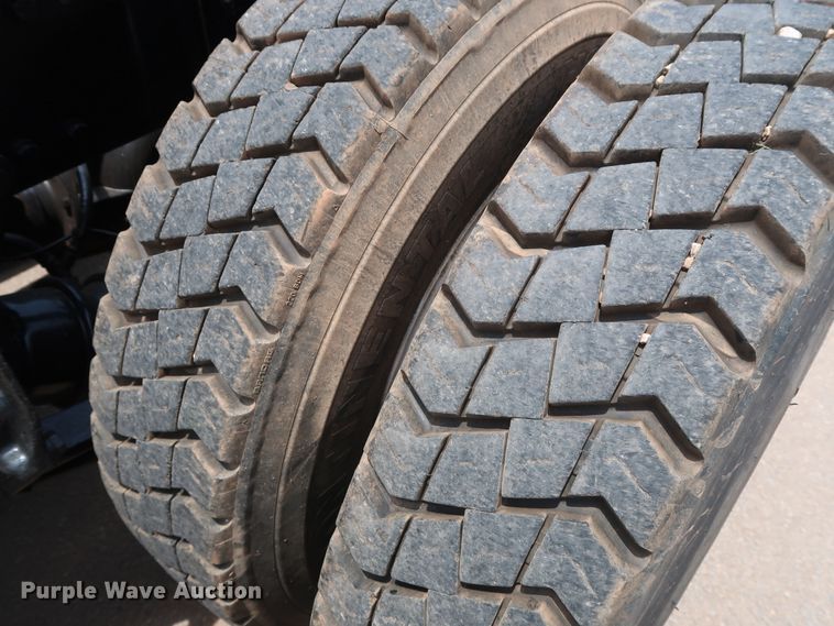 image for item DG4030 2012 Western Star 4900FA semi truck