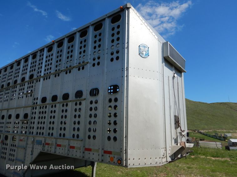 image for item DG5812 1998 Merritt Cattle Drive livestock trailer