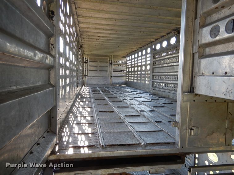 image for item DG5812 1998 Merritt Cattle Drive livestock trailer