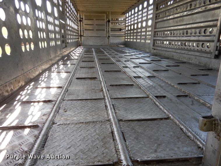 image for item DG5812 1998 Merritt Cattle Drive livestock trailer