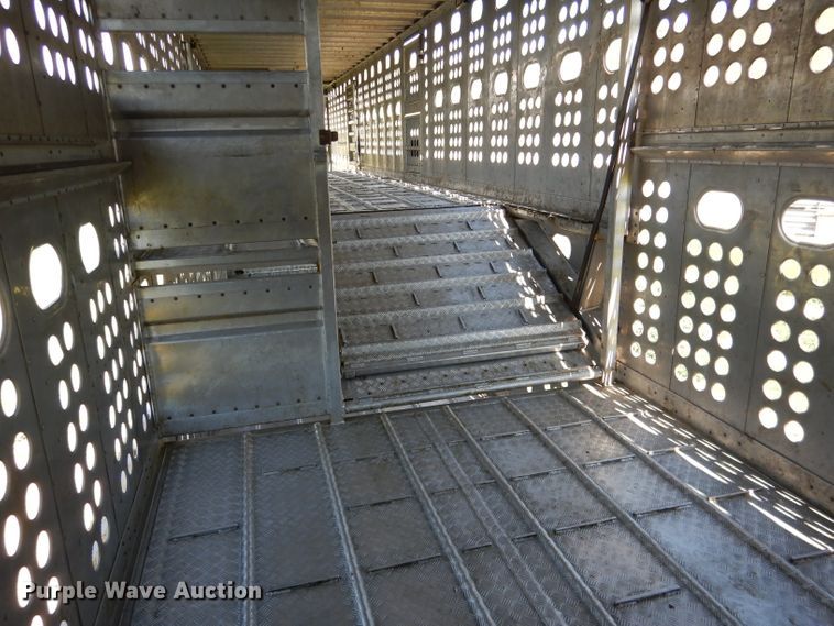 image for item DG5812 1998 Merritt Cattle Drive livestock trailer