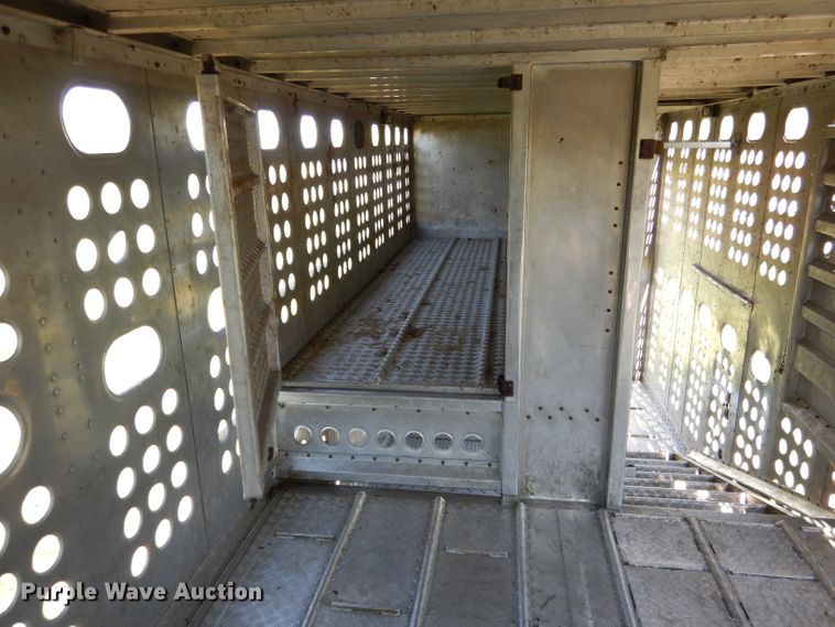 image for item DG5812 1998 Merritt Cattle Drive livestock trailer