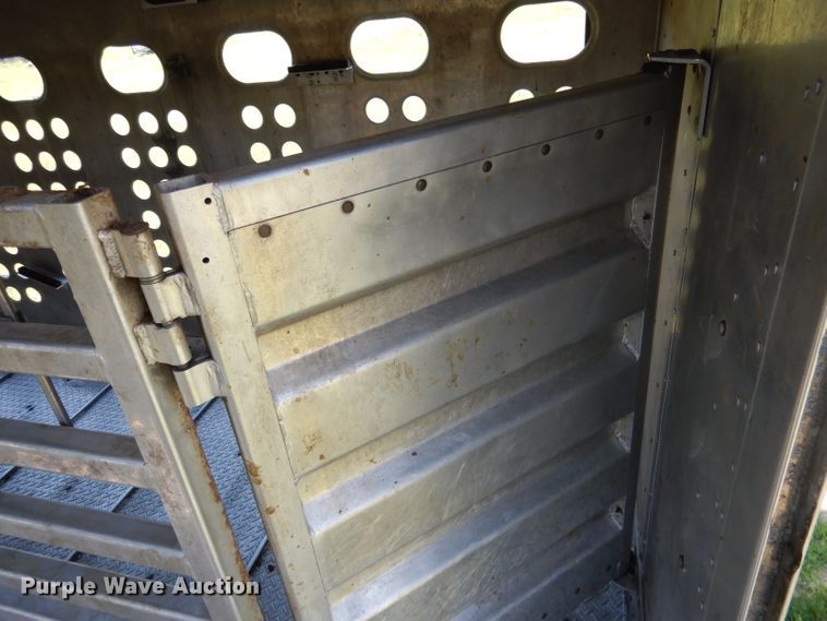 image for item DG5812 1998 Merritt Cattle Drive livestock trailer