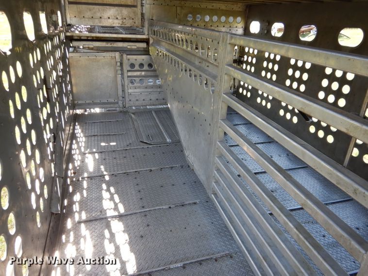 image for item DG5812 1998 Merritt Cattle Drive livestock trailer