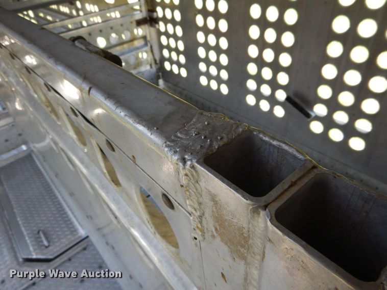 image for item DG5812 1998 Merritt Cattle Drive livestock trailer