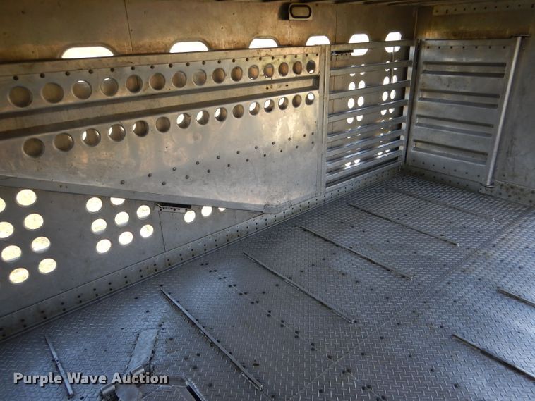 image for item DG5812 1998 Merritt Cattle Drive livestock trailer