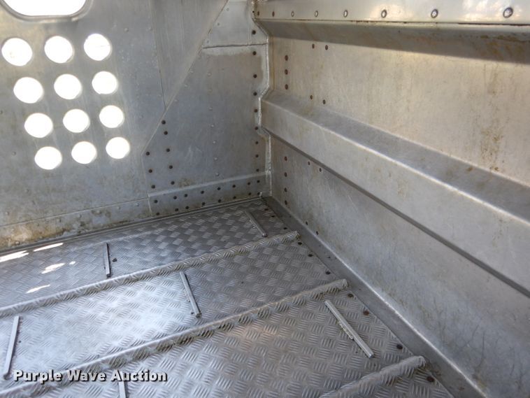 image for item DG5812 1998 Merritt Cattle Drive livestock trailer