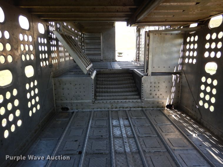 image for item DG5812 1998 Merritt Cattle Drive livestock trailer