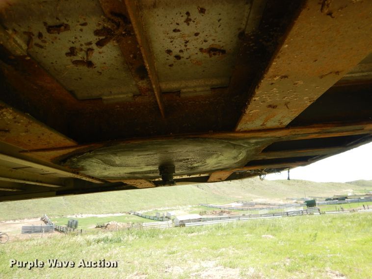 image for item DG5812 1998 Merritt Cattle Drive livestock trailer