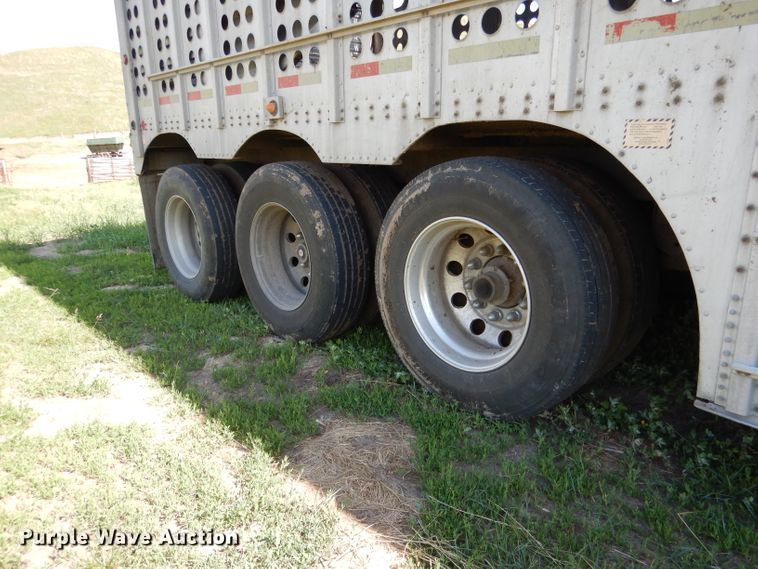 image for item DG5812 1998 Merritt Cattle Drive livestock trailer