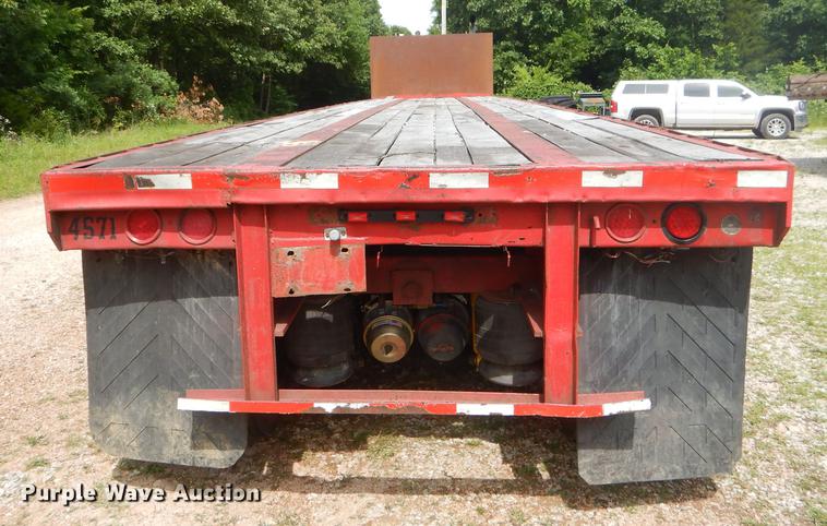 image for item ED9333 1971 Dorsey flatbed trailer