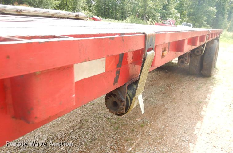 image for item ED9333 1971 Dorsey flatbed trailer