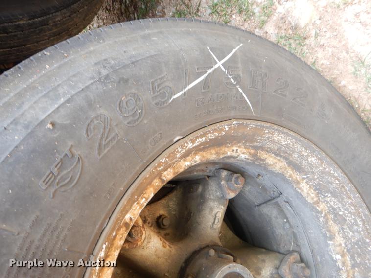 image for item ED9333 1971 Dorsey flatbed trailer