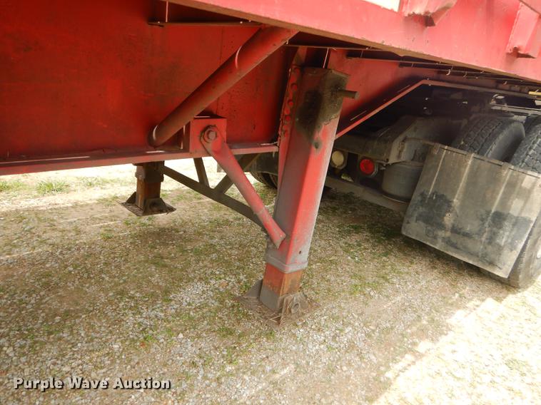 image for item ED9333 1971 Dorsey flatbed trailer