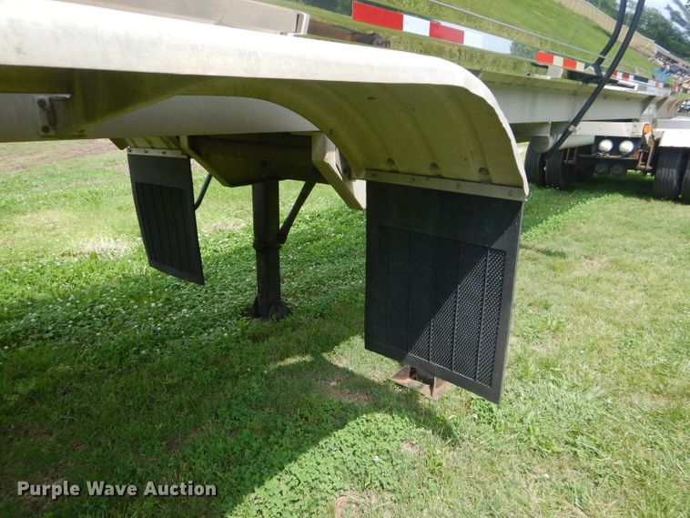 image for item ED9358 1996 Walker TTT-31430 tank trailer