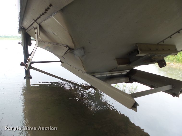 image for item EM9767 2014 Timpte double hopper bottom grain trailer