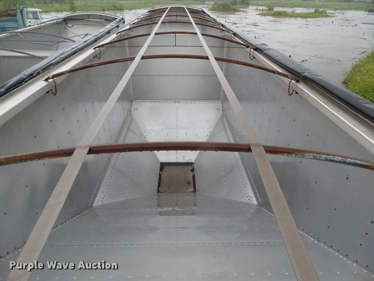 image for item EM9767 2014 Timpte double hopper bottom grain trailer