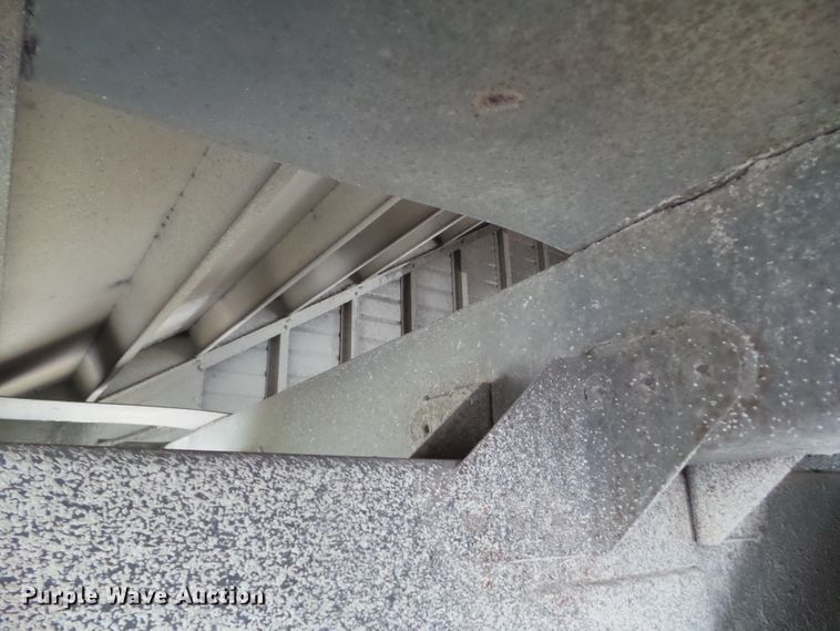 image for item EM9767 2014 Timpte double hopper bottom grain trailer