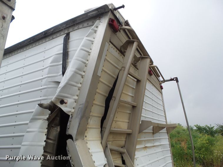 image for item EM9767 2014 Timpte double hopper bottom grain trailer