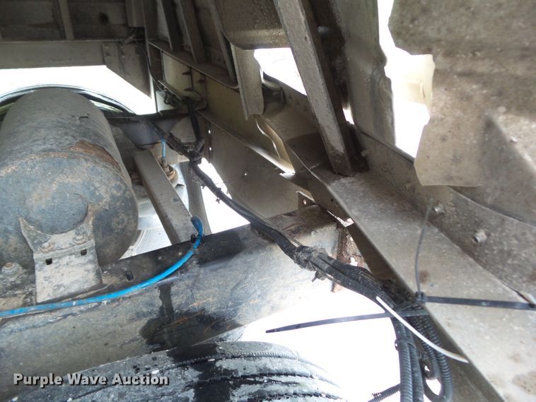 image for item EM9767 2014 Timpte double hopper bottom grain trailer