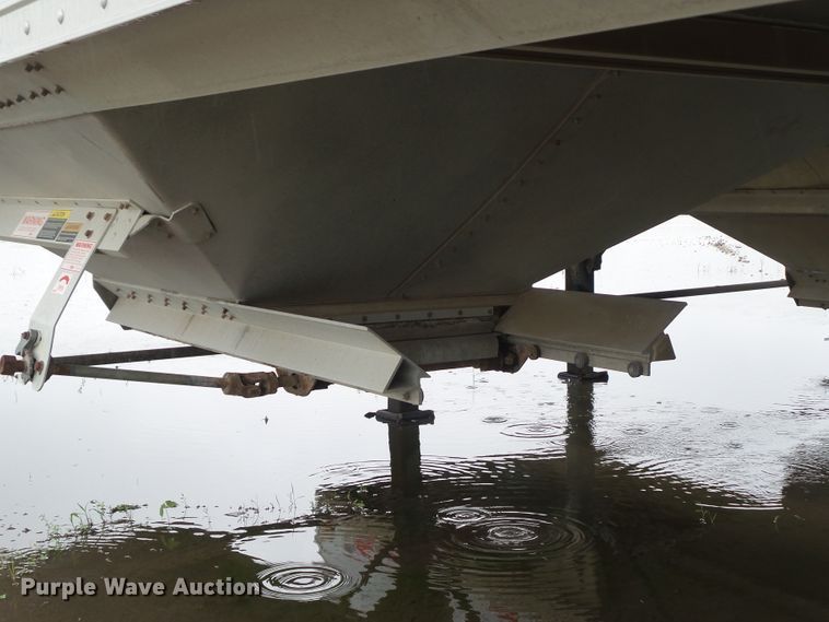 image for item EM9768 2013 Timpte double hopper bottom grain trailer