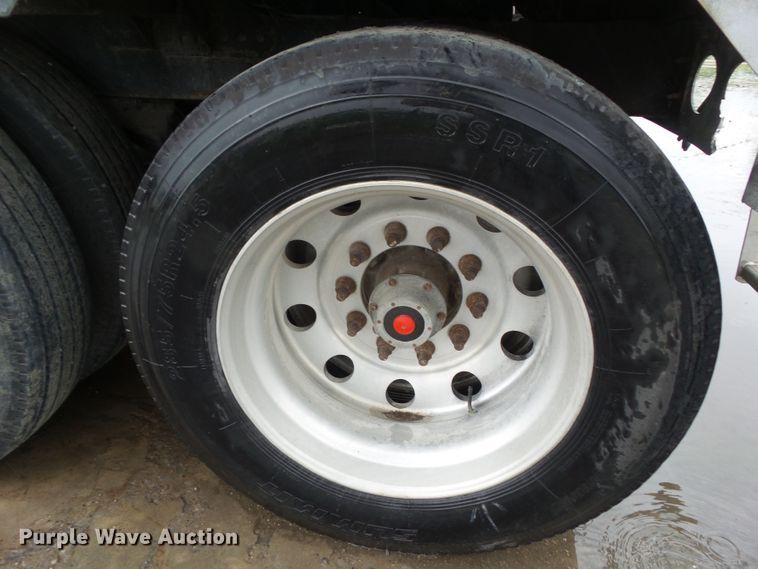 image for item EM9768 2013 Timpte double hopper bottom grain trailer