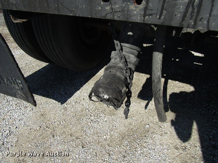 image for item EU9686 1971 Fruehauf TEH-F2-V tank trailer