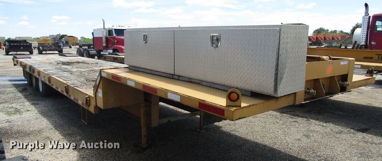image for item EU9695 2000 Talbert GT3T-30 tilt deck equipment trailer