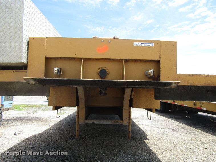 image for item EU9695 2000 Talbert GT3T-30 tilt deck equipment trailer