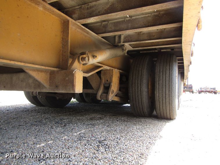 image for item EU9695 2000 Talbert GT3T-30 tilt deck equipment trailer