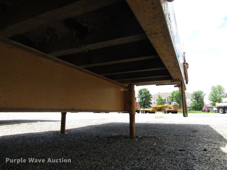 image for item EU9695 2000 Talbert GT3T-30 tilt deck equipment trailer