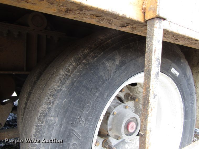 image for item EU9695 2000 Talbert GT3T-30 tilt deck equipment trailer