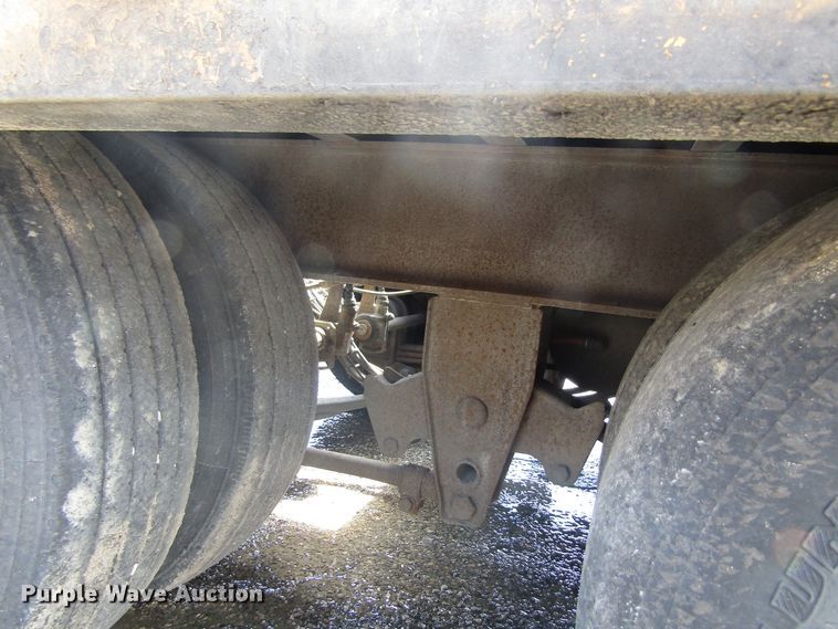 image for item EU9696 2000 Talbert GT3T-30 tilt deck equipment trailer