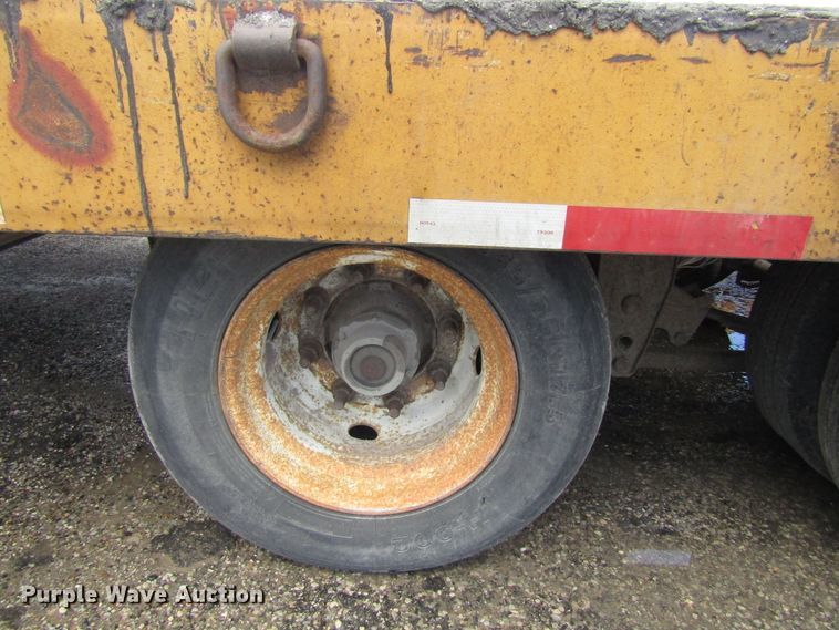 image for item EU9696 2000 Talbert GT3T-30 tilt deck equipment trailer