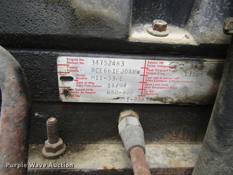 image for item EU9697 1995 Freightliner FLD112 semi truck