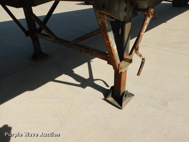 image for item FG9393 1999 Wabash Duraplate dry van trailer