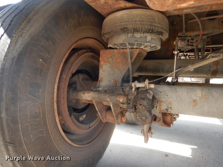 image for item FG9394 2000 Wabash Duraplate dry van trailer