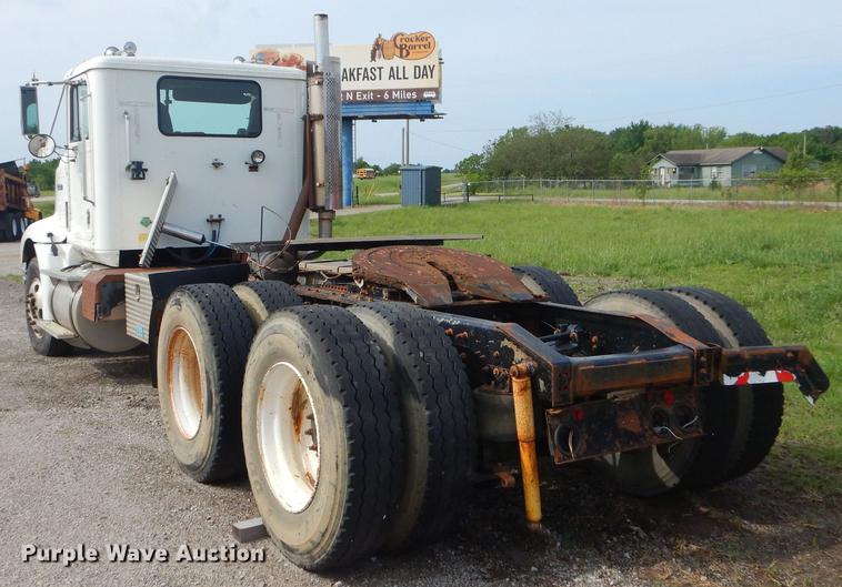 image for item FH9411 1998 International 9400 semi truck